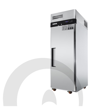 تصویر از یخچال ایستاده در استیل